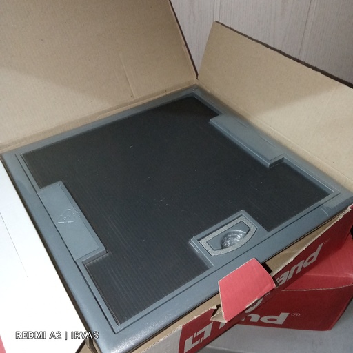 [P21167319] Legrand podna kutija 89611